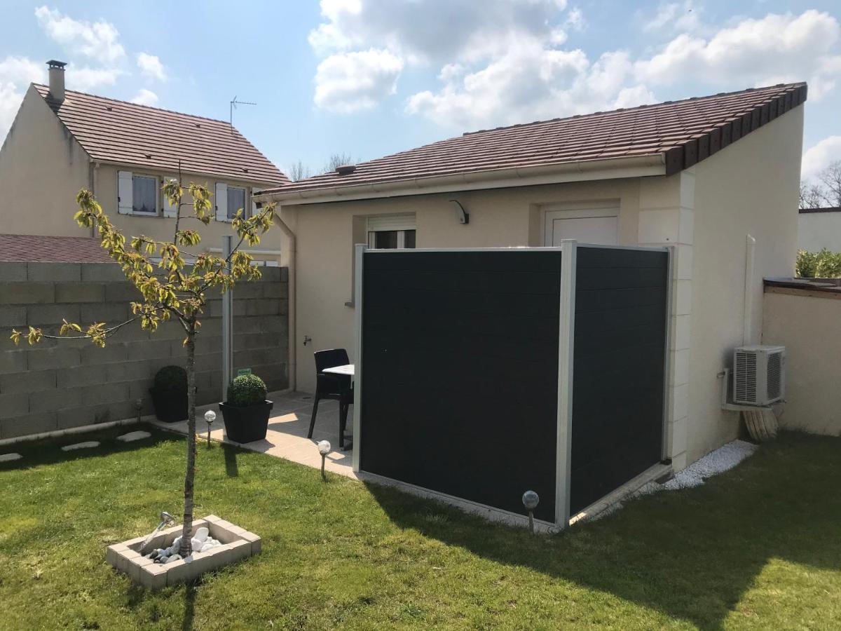 Maisonnette Indépendante Séjour chez l'habitant Chartres